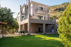 Akrivi's House in Kalamata